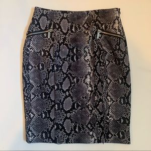 Like New! Michael Kors Snakeskin Print Pencil Skirt